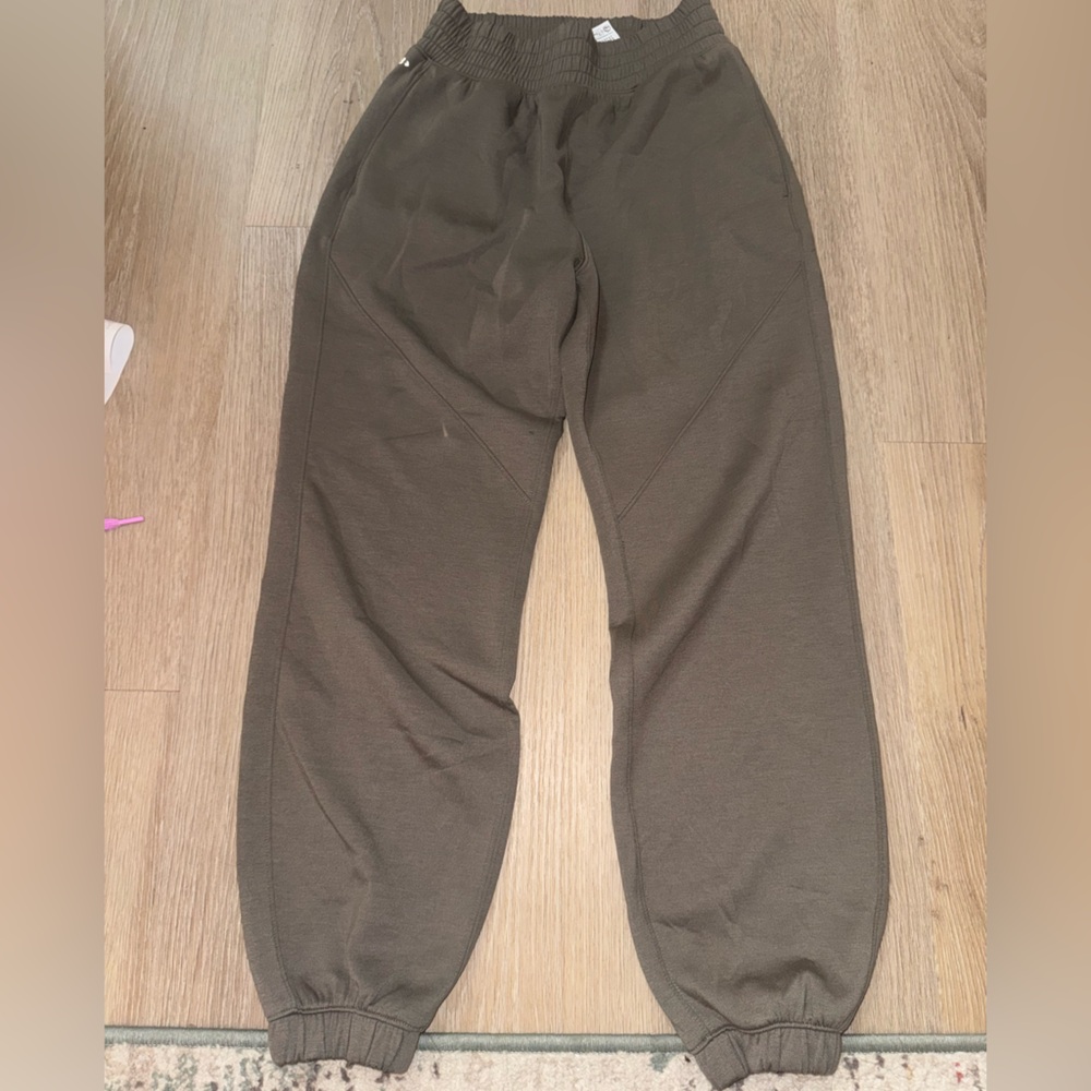 Abercrombie YPB NeoKnit Sweatpants